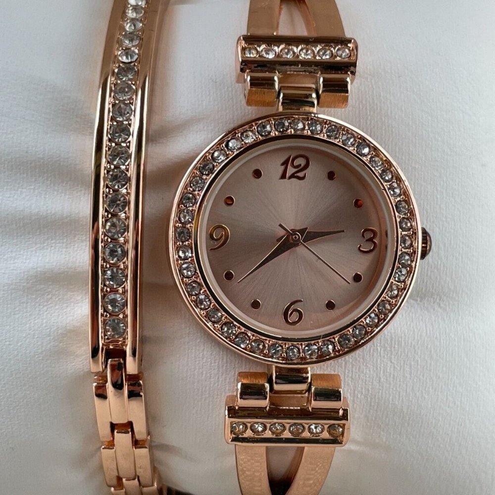 FMD Women Wristwatch Rose Gold Tone Quartz Watch W/ Bracelet w/ Box - Picture 2 of 12